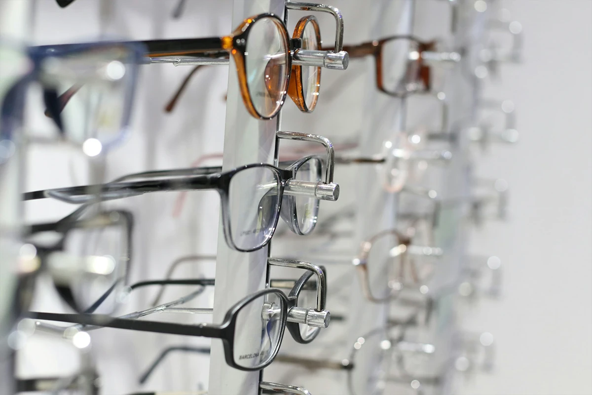 Alva Optika wholesale optical products for business partners